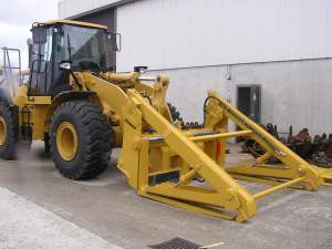 Ensign Pipe Handling Pallet Fork - Ensign Forestry Attachments